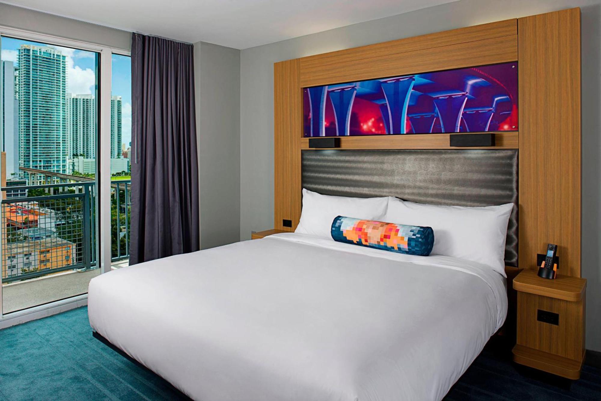 Aloft Miami Brickell Hotel Exterior foto