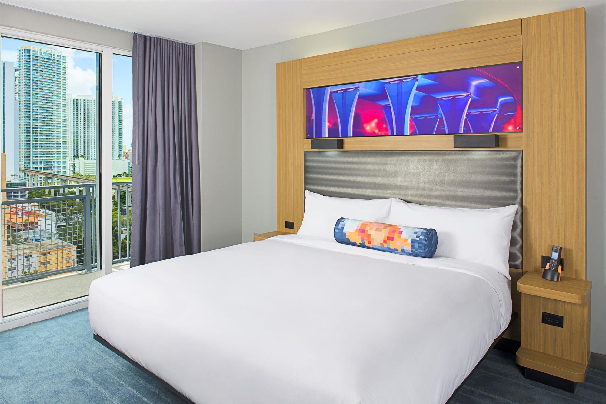 Aloft Miami Brickell Hotel Exterior foto